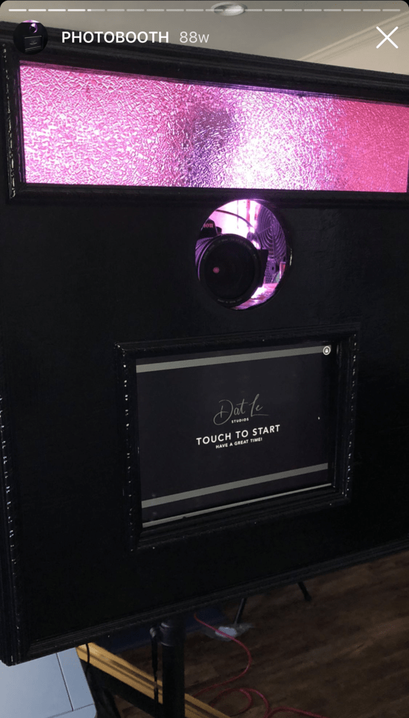 This is a picture of Dat Le Studios's Photo booth